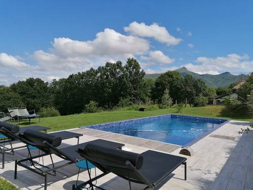 Loue maison Urrugne-st Jean de Luz (64122) - 4 chambres, 8 couchages