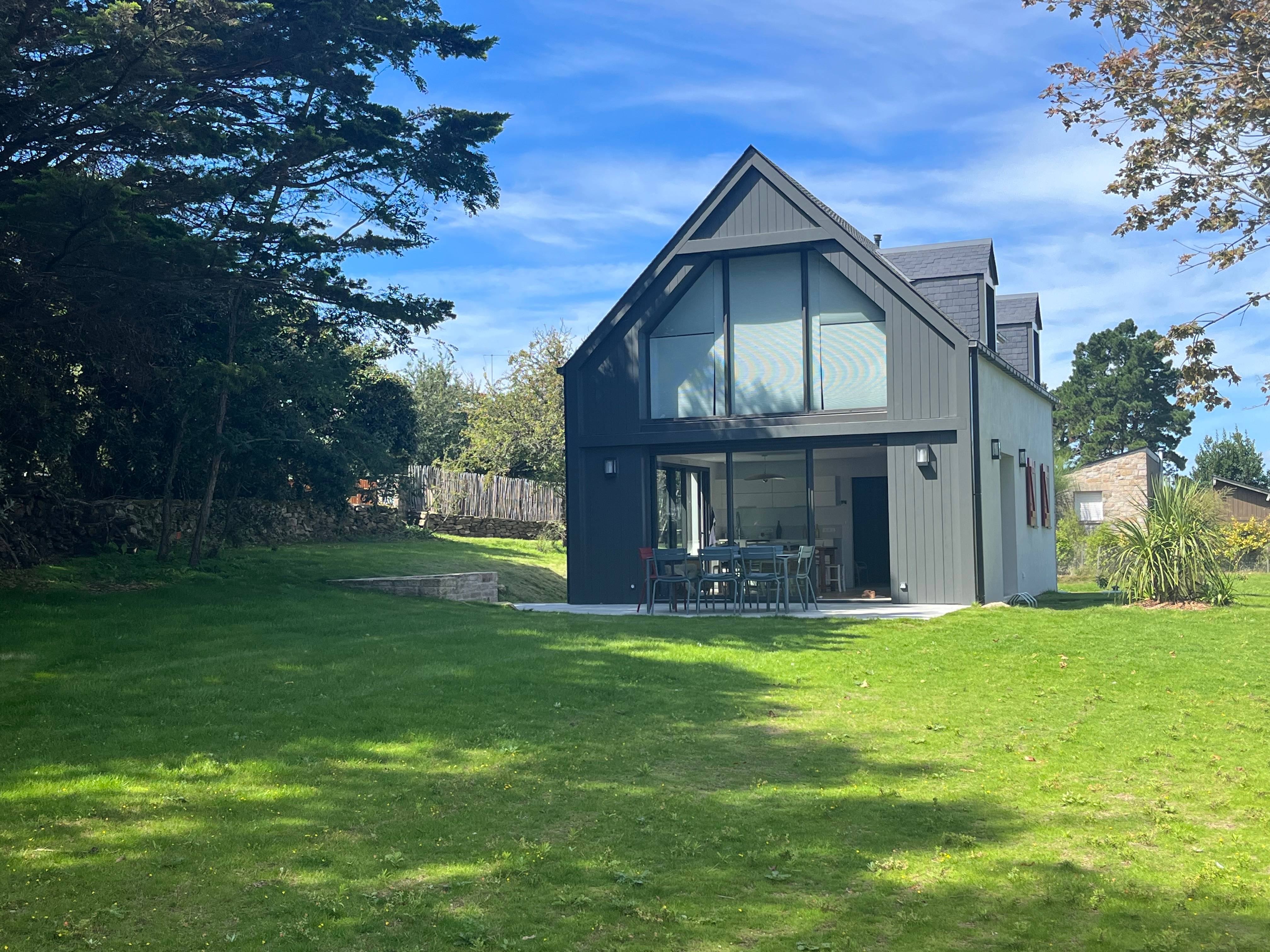 Loue 2 maisons indépendantes sur une même propriété 12 couchages, golfe du Morbihan - Île-aux-Moines (56)