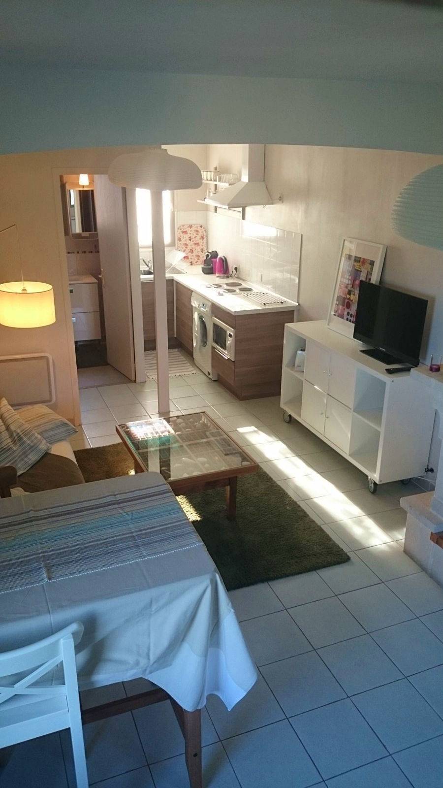 Loue T2 meublé - 33m² - Aix-en-Provence (13)