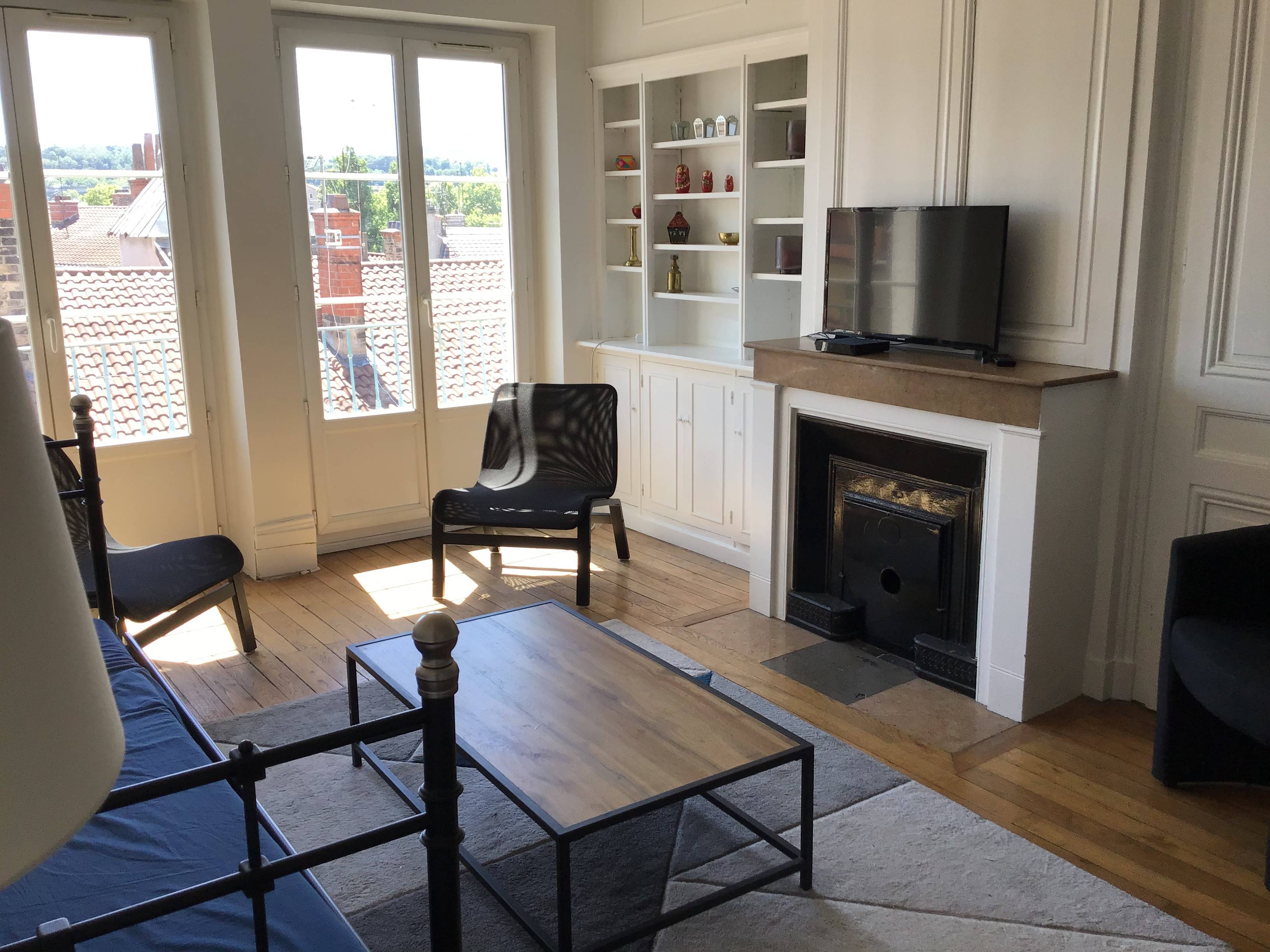Loue appartement 45m² meublé Lyon 9ème