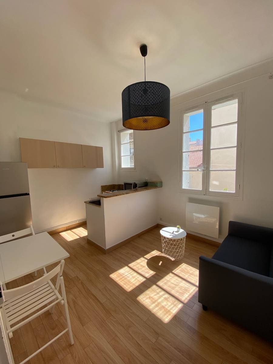 Loue T2 meublé 28m² Mourillon