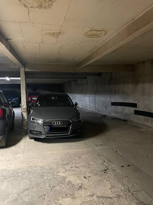 Loue parking Neuilly (92) - 12m²
