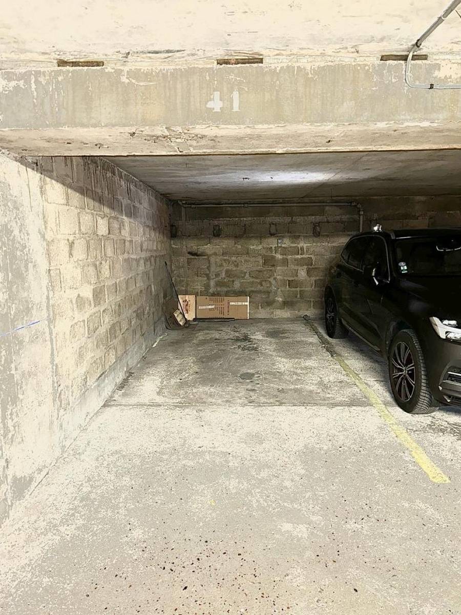 Loue Parking Neuilly sur Seine - mensuel - Bineau rouvray - 12m²