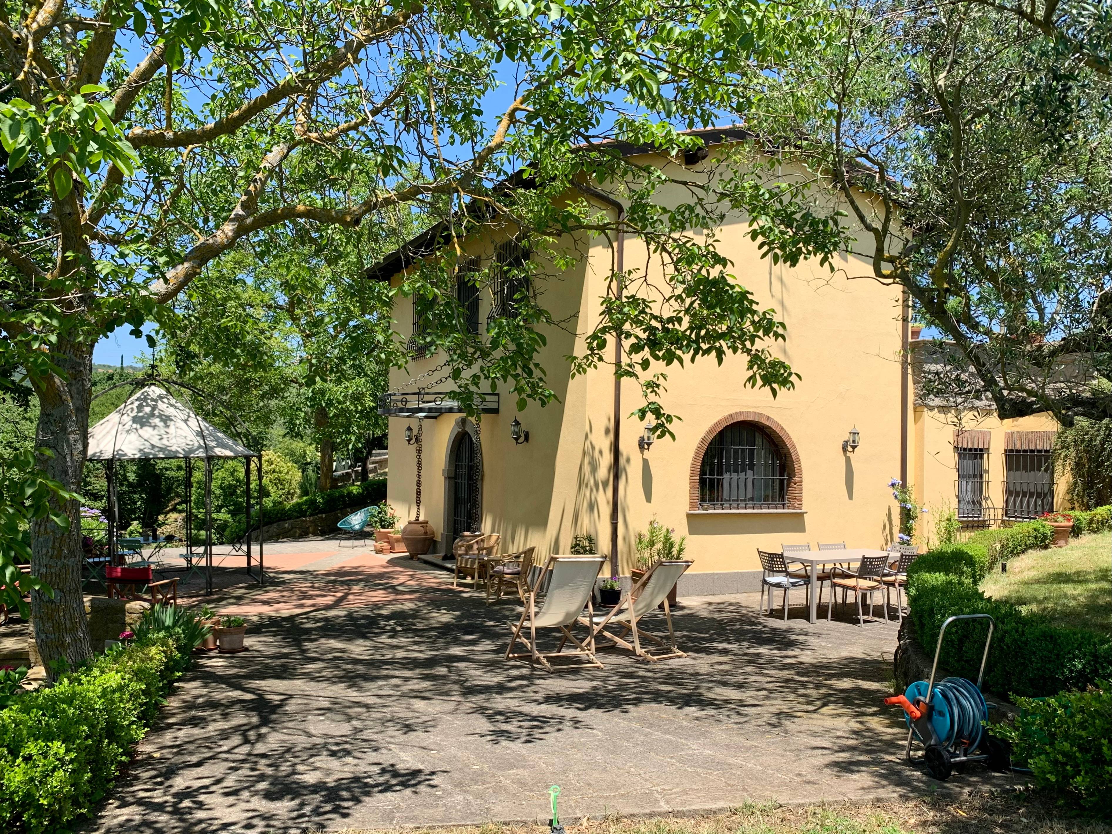 Loue maison de campagne au nord de Rome - 4 couchages
