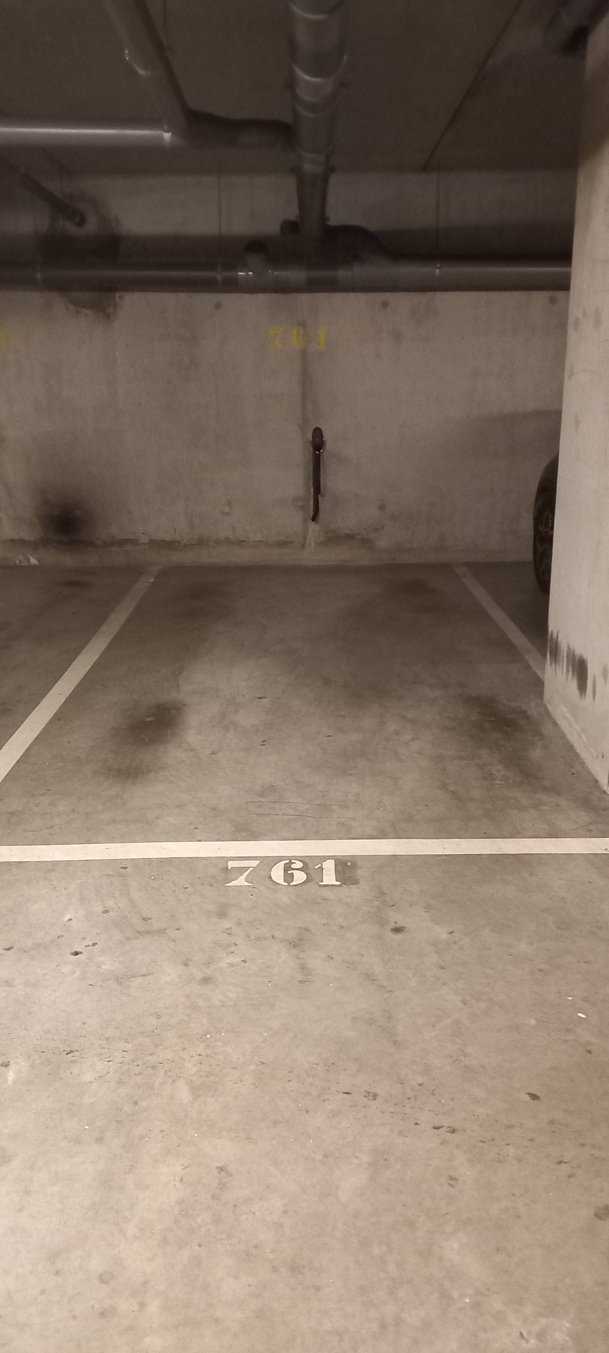 Loue place de parking - 11m², Colombes (92)