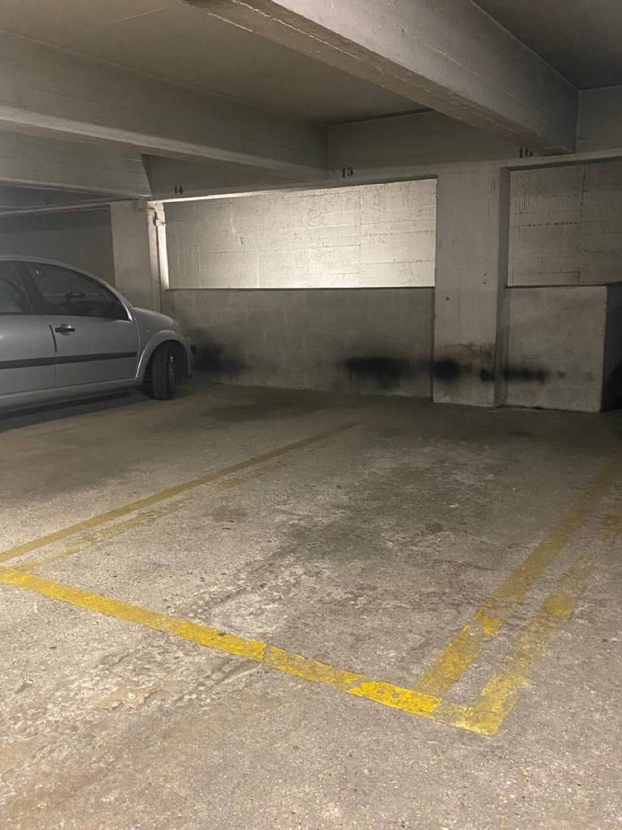 Loue Place de Parking Paris 15ème