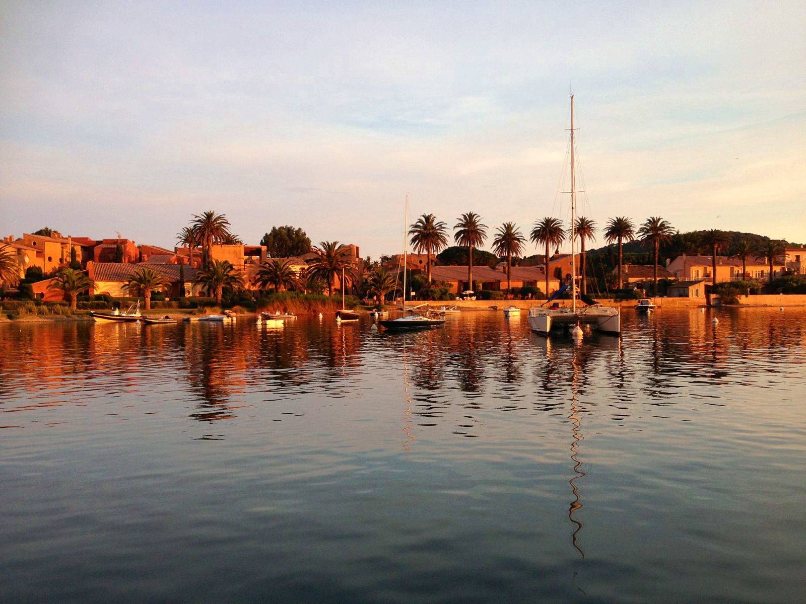 Loue appartement - 2 chambres, 4 couchages - Île de Porquerolles (83) - Hyères