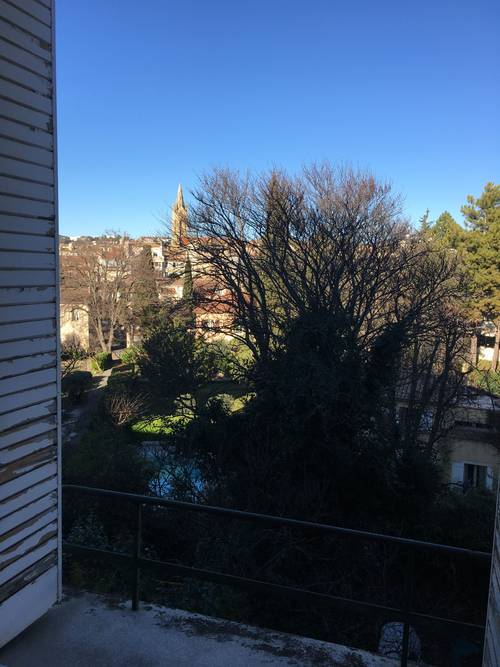 Aix en Provence : location meublée T3