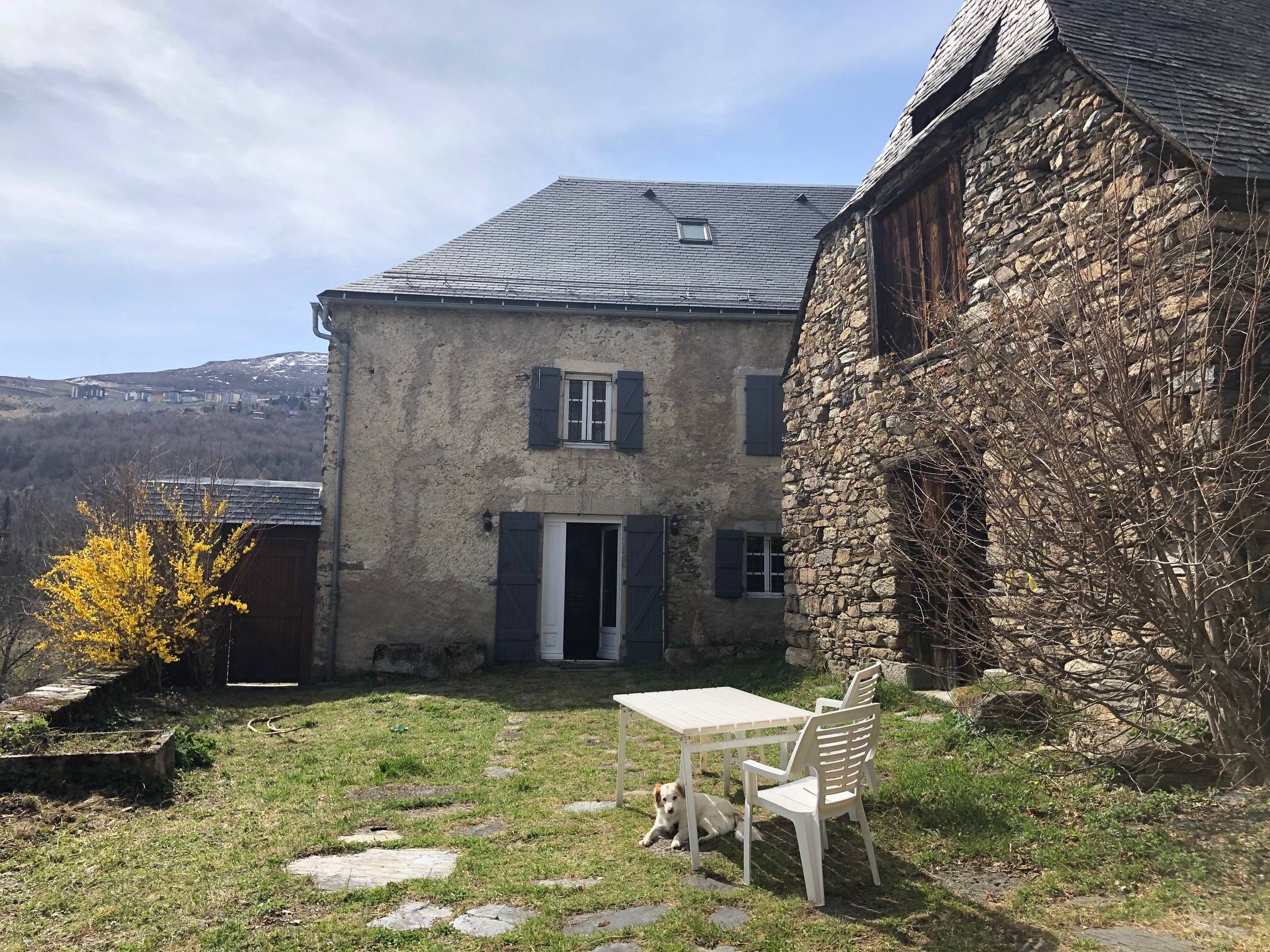 Loue maison avec 14 à 16 couchages - Saint-Lary-Soulan (65) Pyrénées