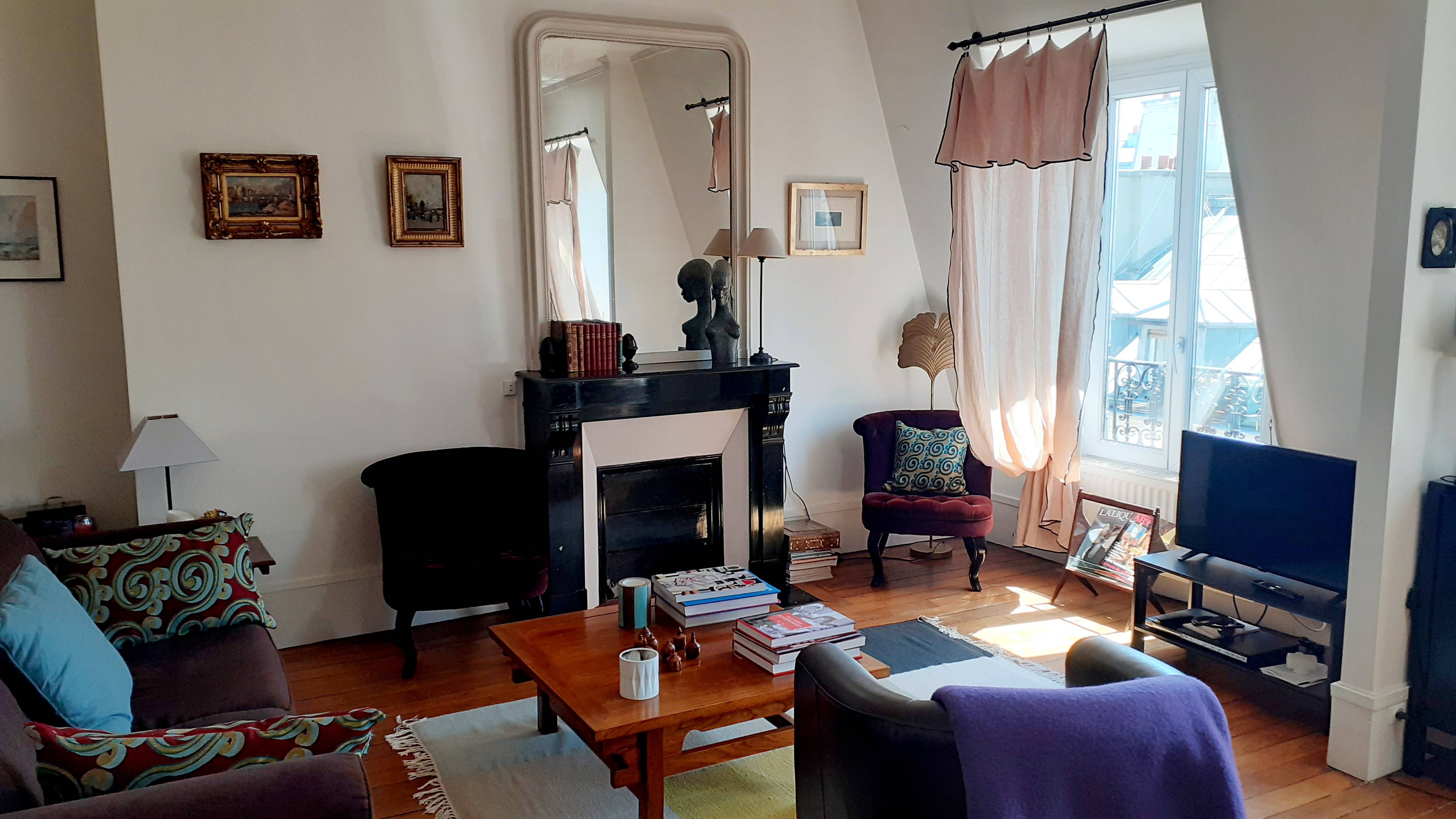 Loue appartement de charme, très lumineux de 55m² dans le Haut Marais - 1 chambre, 2 couchages, Paris 3ème