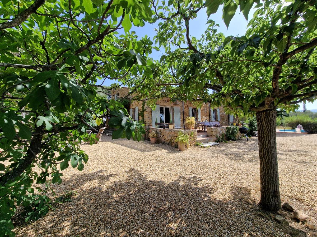 Loue villa à 500 mètres du village du Castellet, plus beau village de France - 7 couchages