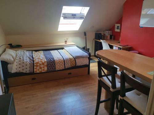 Loue studio sous comble 20m² (12m² loi carrez) à Amiens