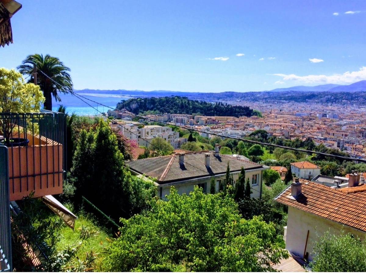 Studio meublé haut de gamme Nice Mont-Boron – Vue exceptionnelle