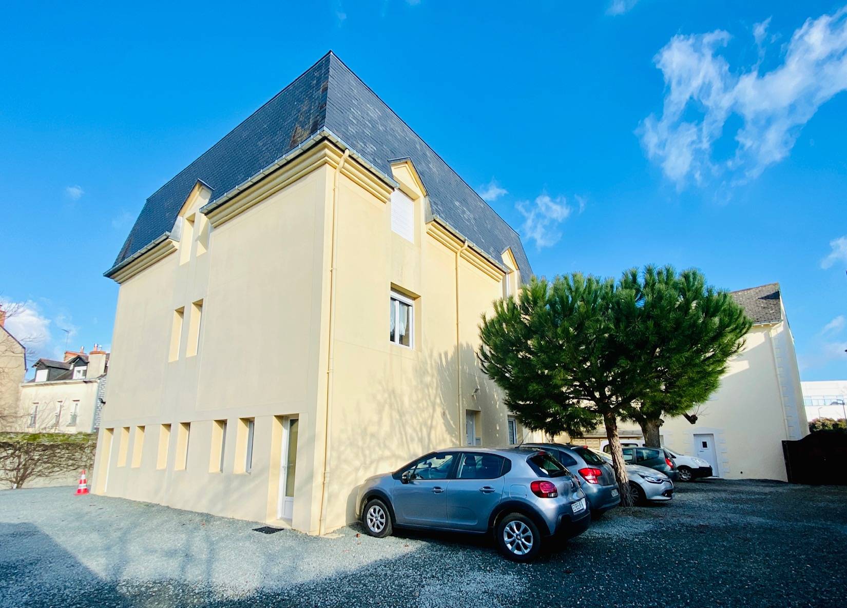 Loue studio meublé - 24m² - Angers
