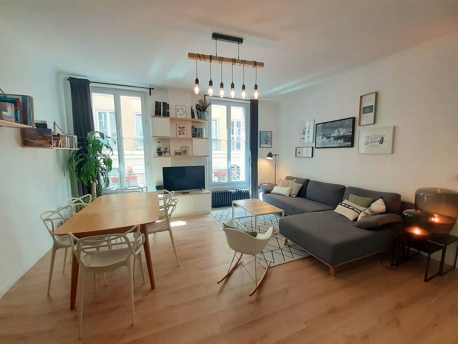 Loue superbe T3 de 64m² en parfait état et meublé à Paris 9ème - 2 chambres