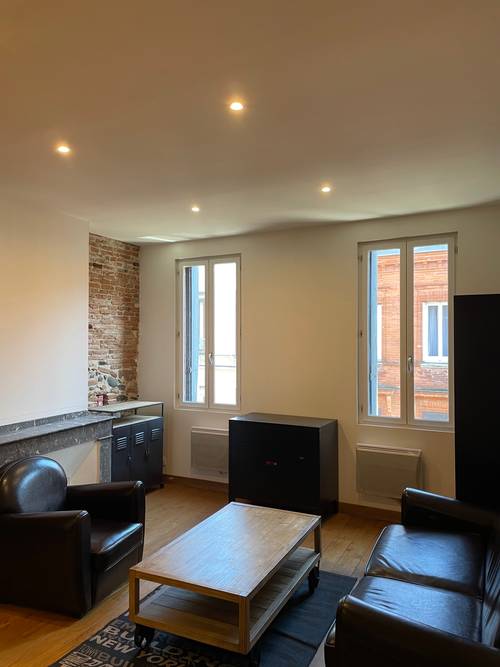 Loue T2 traversant de 50m² quartier Saint Aubin - Toulouse (31)