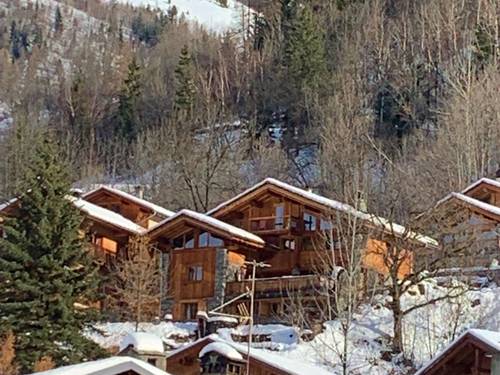 Loue chalet Sainte Foy Tarentaise (73) - 8 chambres, 20 couchages