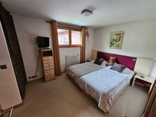 Loue vacances sur la commune des Houches (à 6 kilomètres de Chamonix) - 3 chambres, 6 couchages