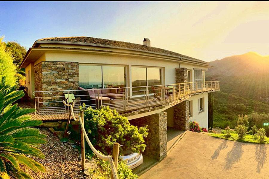 Loue villa d’architecte 12 couchages - Corse - Saint-Florent (20)