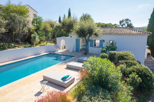 Loue Villa vue mer à Gassin/Golfe de Saint Tropez (83) - 3 chambres, 6 couchages