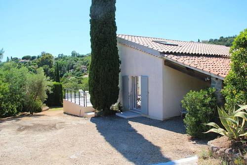 Loue villa 5 couchages 2 chambres les issambres)