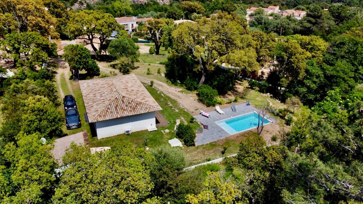 Loue villa Taglio Rosso - 2 chambres, 4 couchages - 20144 Sainte-Lucie-de-Porto-Vecchio (20)