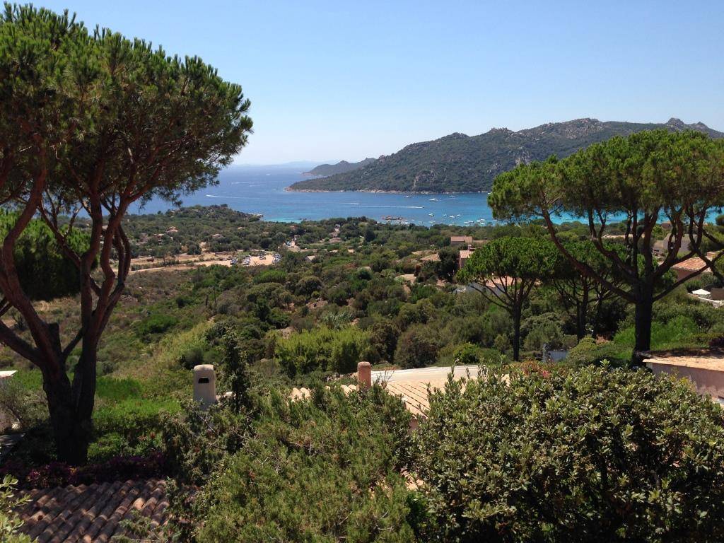 Loue villa pour 4 couchages à Santa Giulia (Corse-du-Sud)