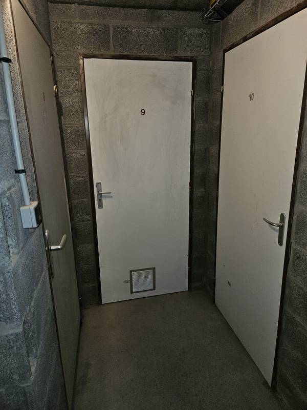Loue 2 caves rue des stations 3.5 & 4m² - Lille (59)