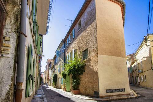 Loue Locho. Charmante maison de ville clim, 4 couchages (13) La Ciotat