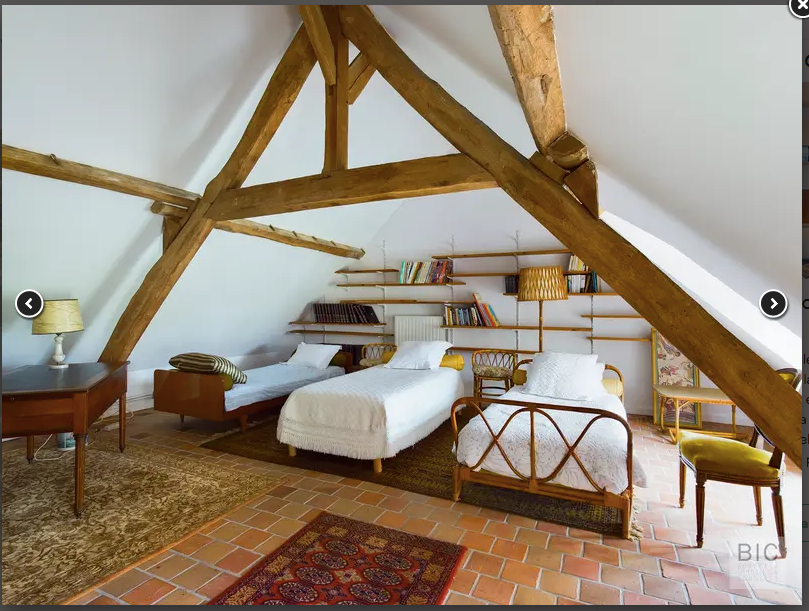 Vends Loiret (45) Propriété 6 chambres - Grange - Atelier - Garage - Arbres fruitiers - 310m² - Bords de Loire