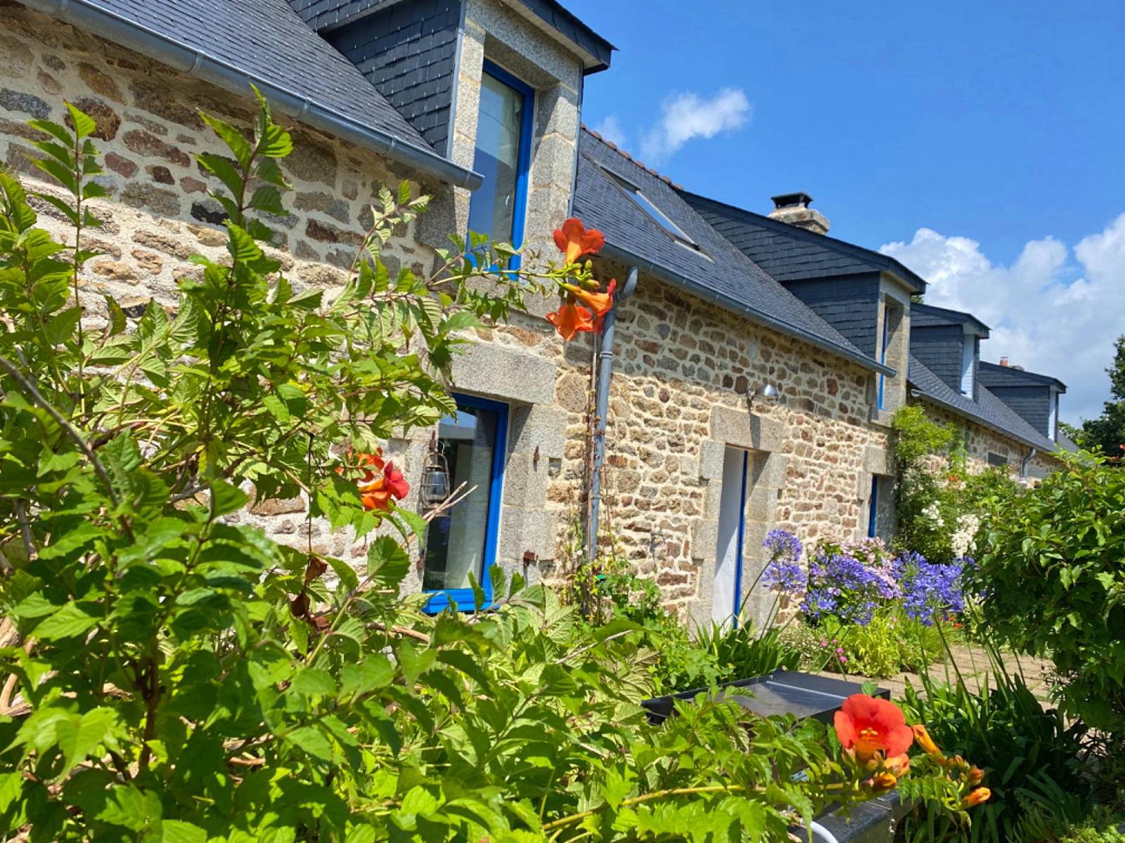 Loue longère Bretagne sud 6 couchages proches plages Trégunc (29) sur Gens de Confiance Loue longère Bretagne sud 6 couchages proches plages Trégunc (29) sur Gens de Confiance