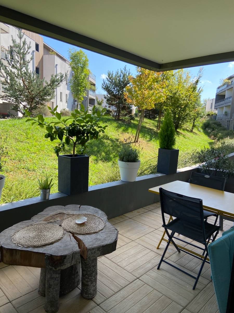 Loue Appartement 2 pièces 40m² Meublé tout confort. Calme avec terrasse au soleil et parking-Anglet-Biarritz64