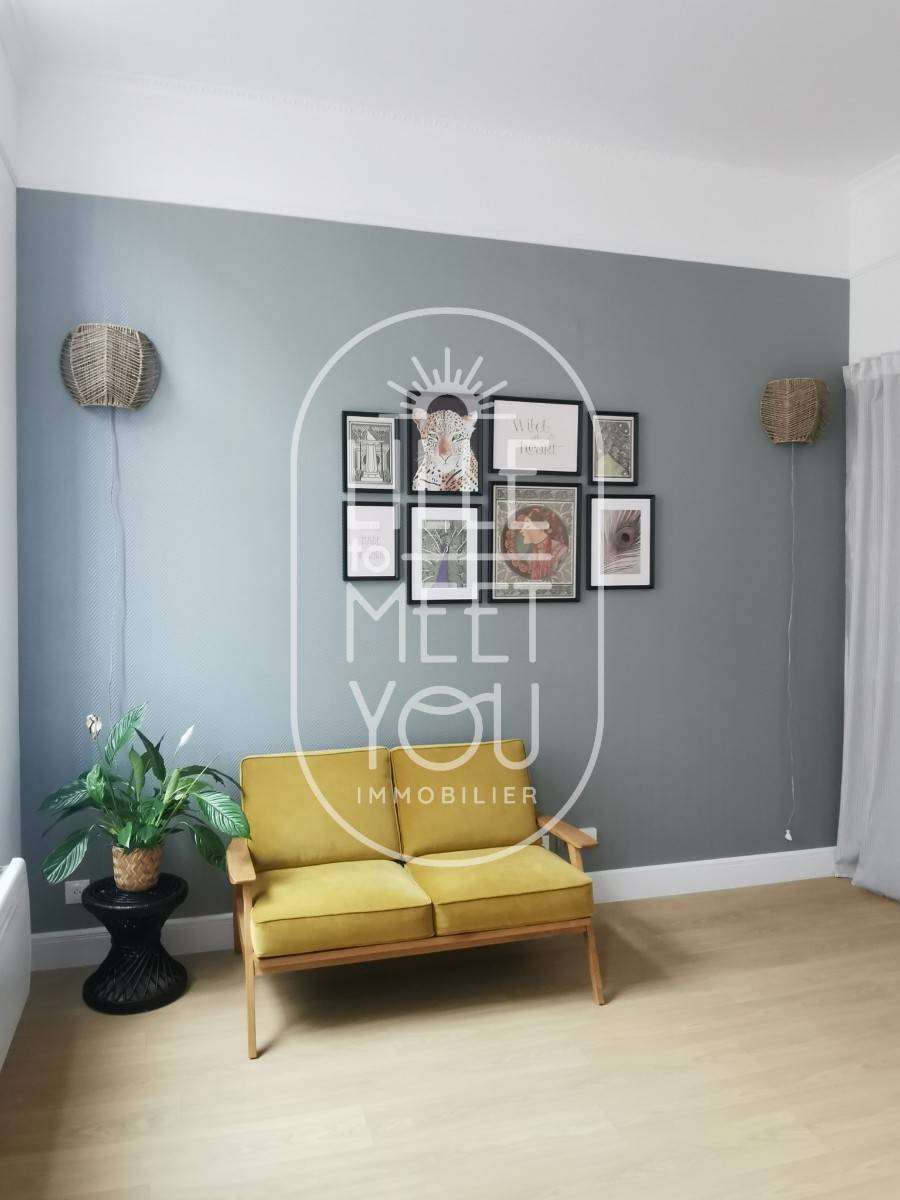 Loue élégant et lumineux T2 meublé Lille centre République - 33m²