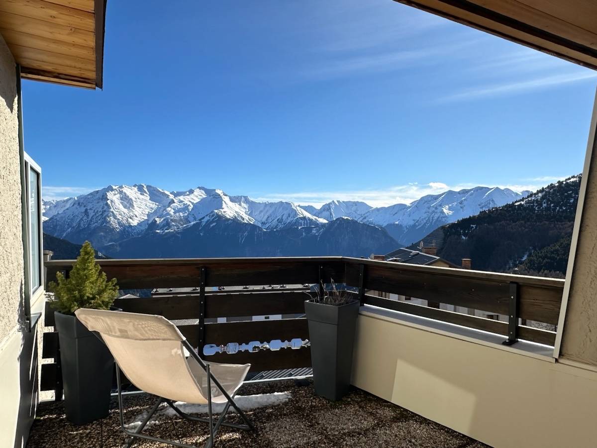 Loue Alpe d’Huez (38) superbe duplex 2 chambres, idéal 4-5 pers. Vue superbe - Proche pistes et coeur station
