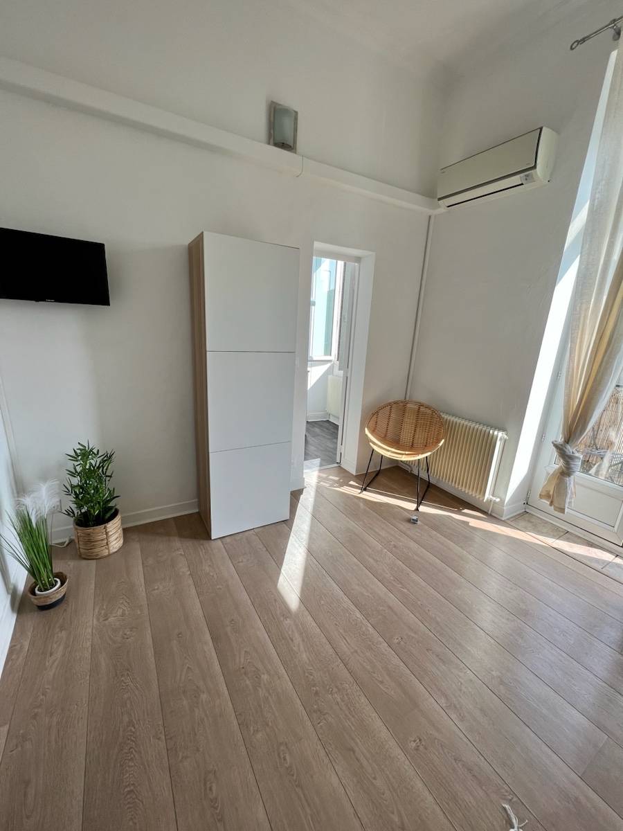 Loue appartement 20m²