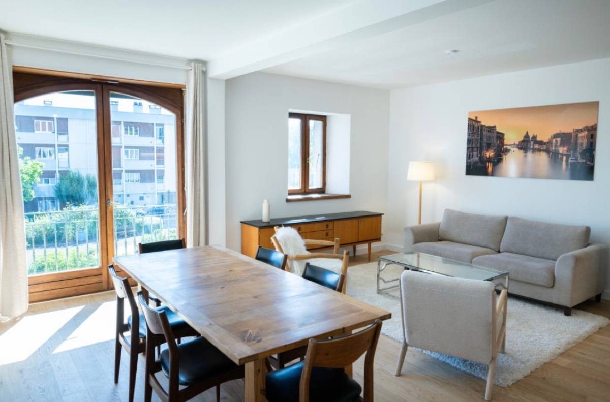 Loue 3 pièce 86m² rénové & meublé - Abbaye Annecy Le Vieux - Disponible 1er octobre