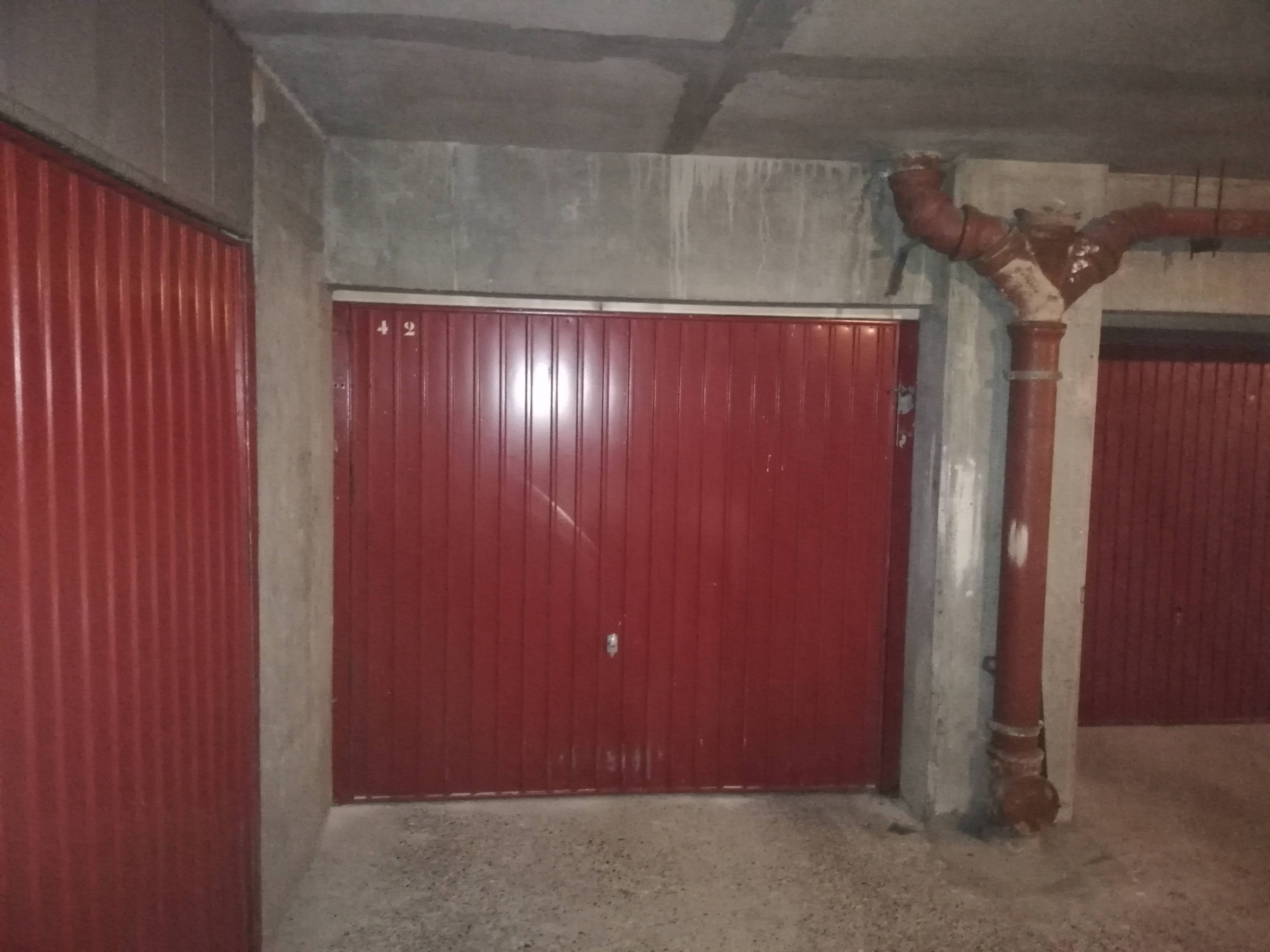 Loue box / Garde-meuble - 24m² Saint Cloud (92)