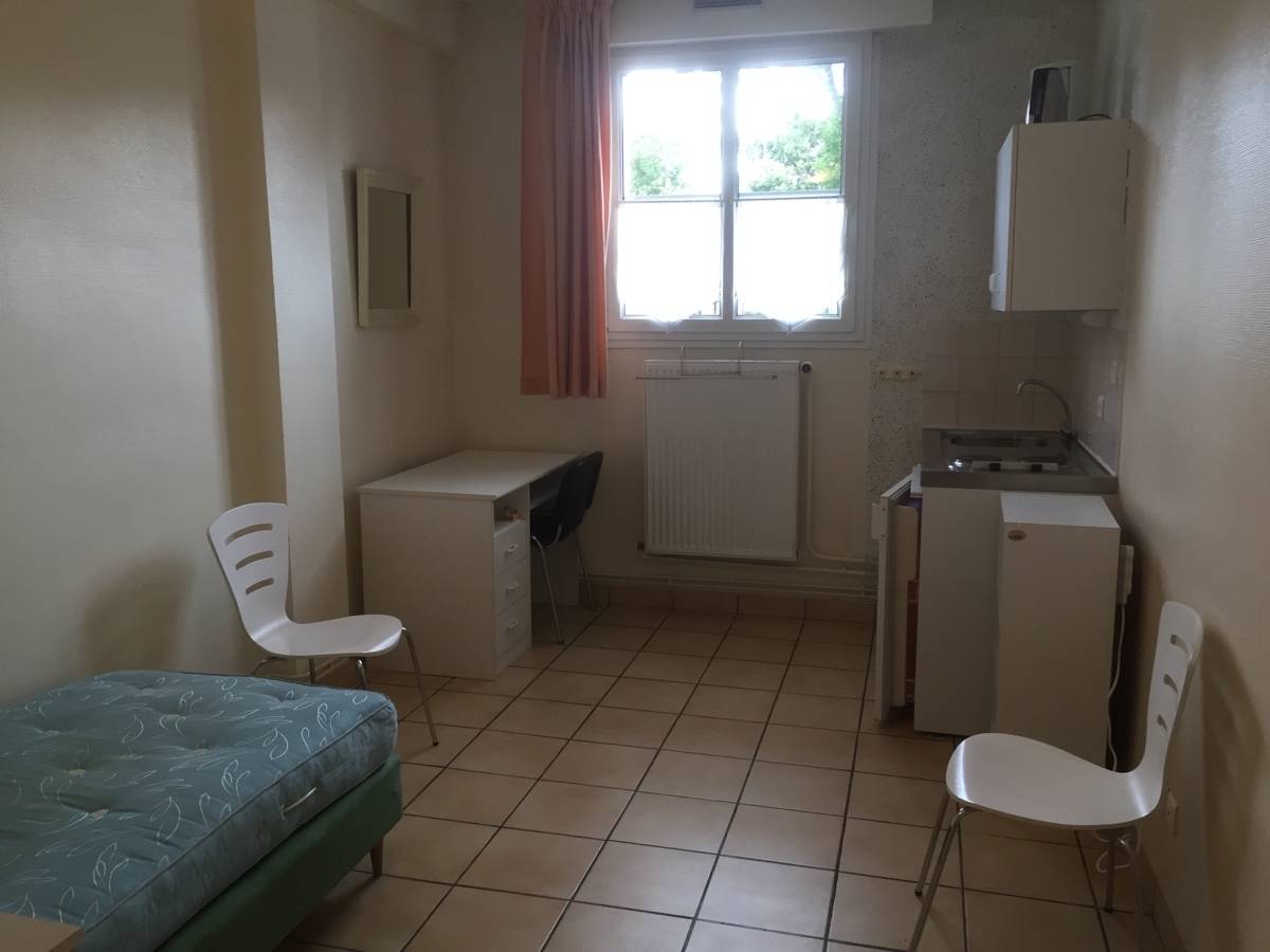 Loue studio meublé 18m² Amiens centre
