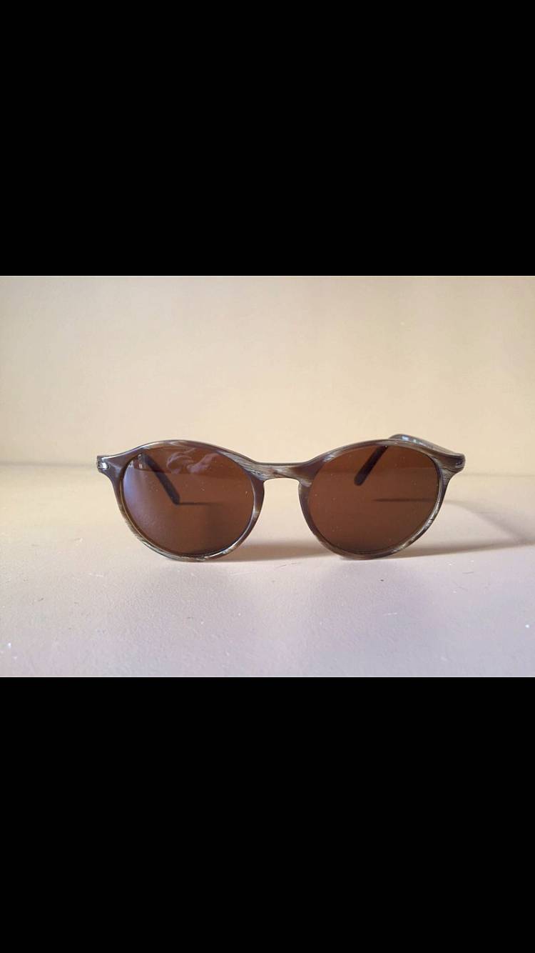 Lunettes de soleil Calvin Klein - Parfait état