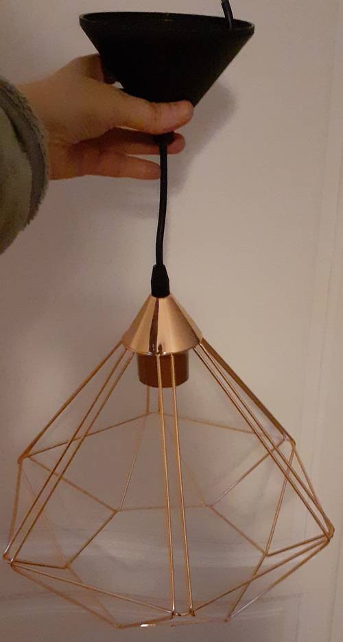 Vends lustre couleur cuivre