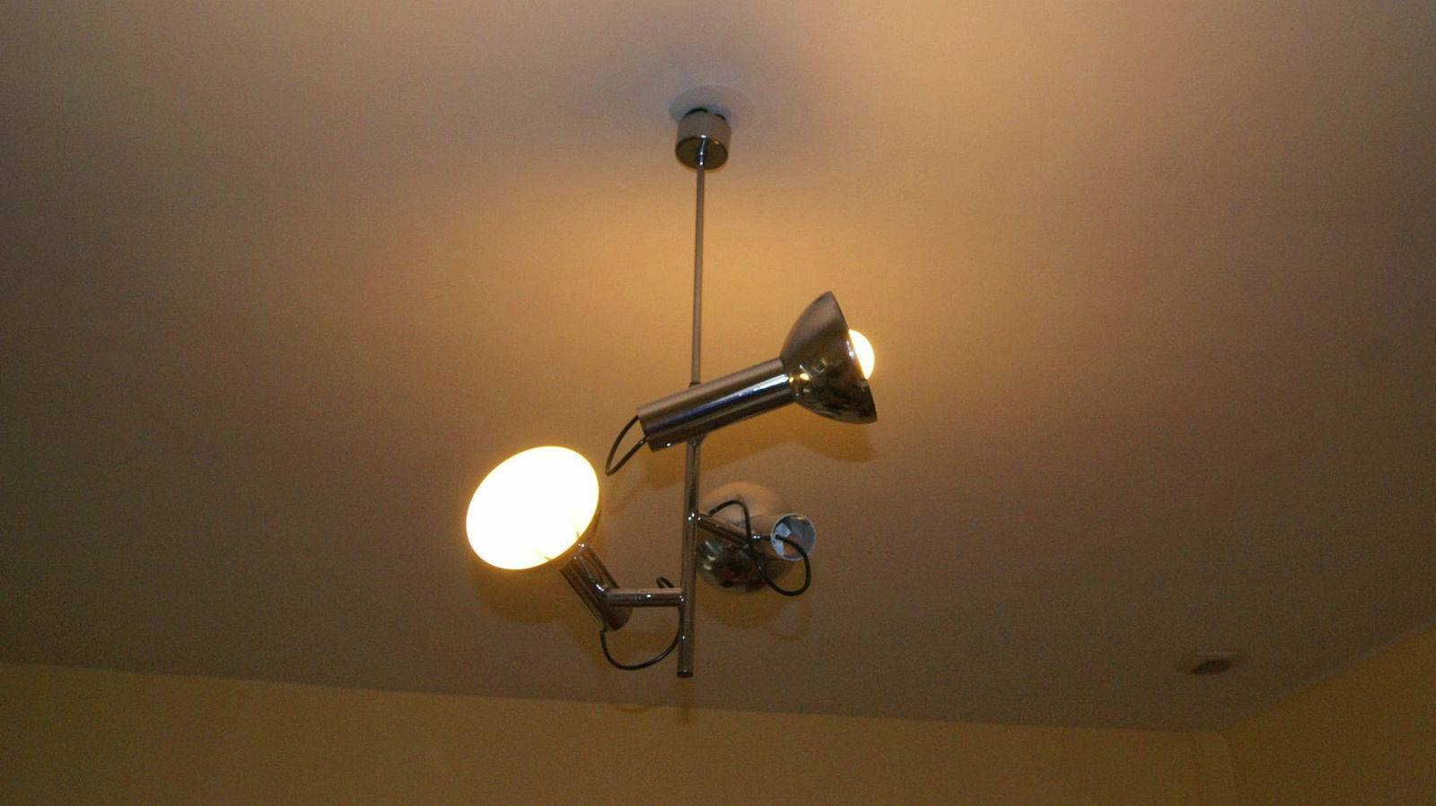 Lustre spots orientables