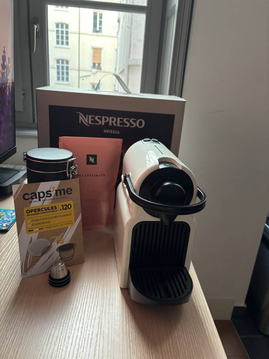 Machine à café KRUPS nespresso + Caps me