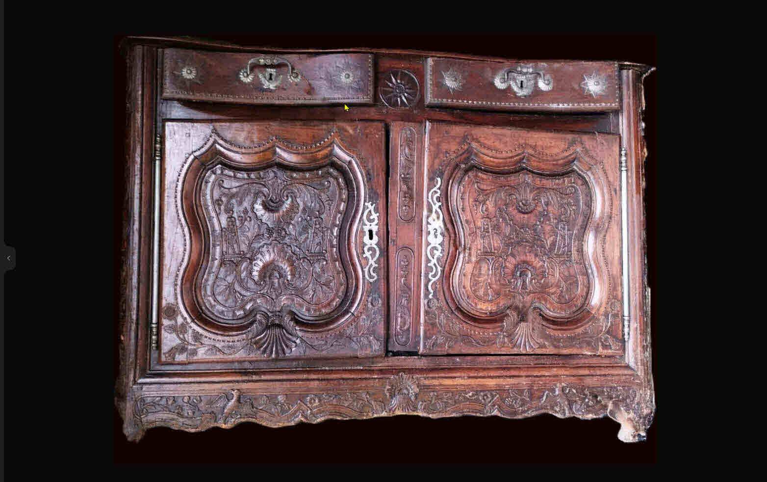 Vends magnifique buffet vaisselier d’époque Louis XV dit le meuble aux oiseaux