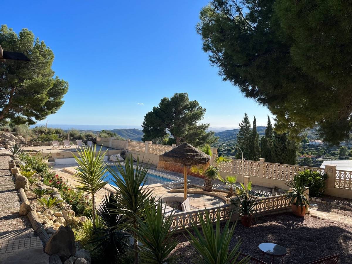 Loue villa en Espagne - 8 couchages