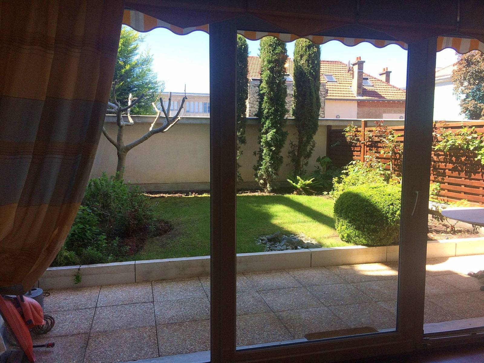 Loue magnifique 5 pièces près de la cathédrale avec jardin - 105m² - Reims