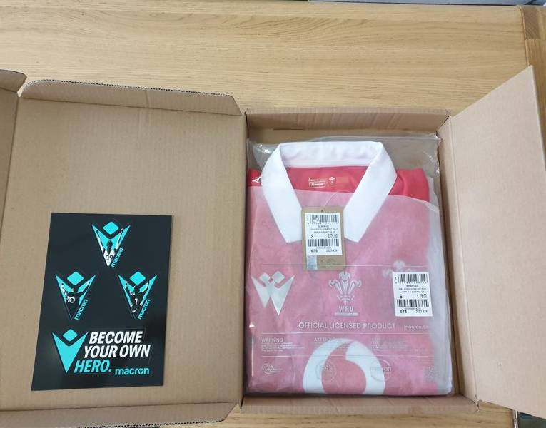 Vends maillot de rugby match domicile homme Pays-de-Galles 2023-2024 - Macron - Taille S