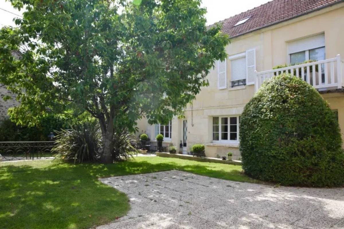 Vends Maison ancienne - Charme & Pierre - centre Gouvieux - 6 chambres ...
