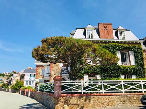 Loue maison au Val André, bord de plage - 12 couchages