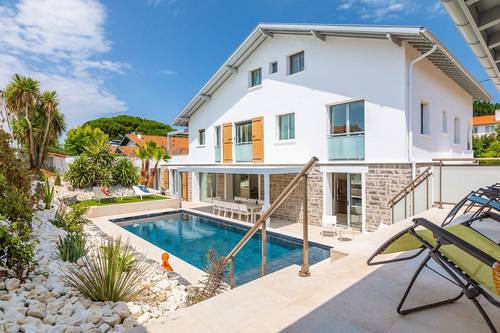 Loue maison à Biarritz proche Golf et plages 22 couchages ou 12 ou 10