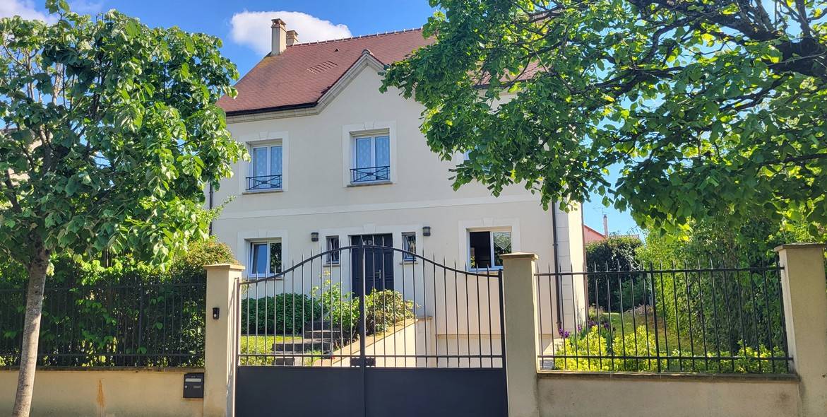 Vends maison 220m² Bords de Marne - 10 pièces + Sous-sol